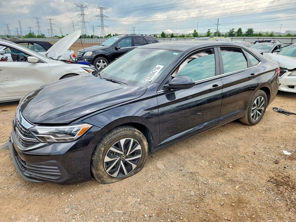 Photo 1 from auction – 2024 VOLKSWAGEN JETTA with VIN 3VW5M7BU1RM101770