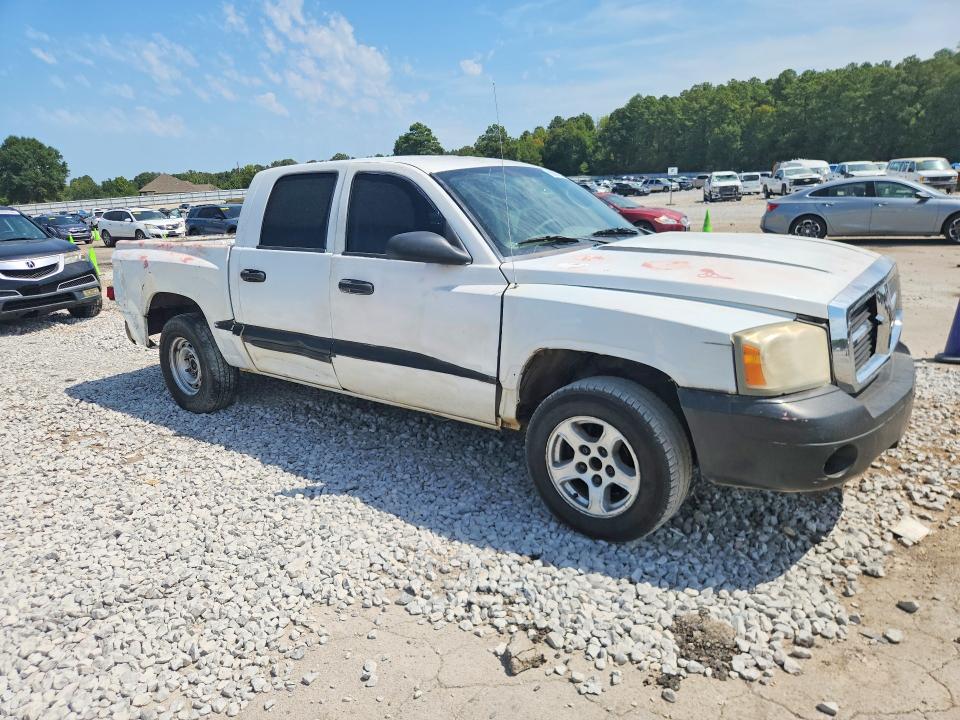 Photo 4 from auction – 2005 DODGE DAKOTA with VIN 1D7HE48NX5S244462