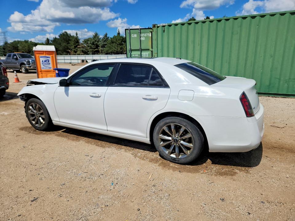 Photo 2 from auction – 2014 CHRYSLER 300 with VIN 2C3CCAGG3EH378155
