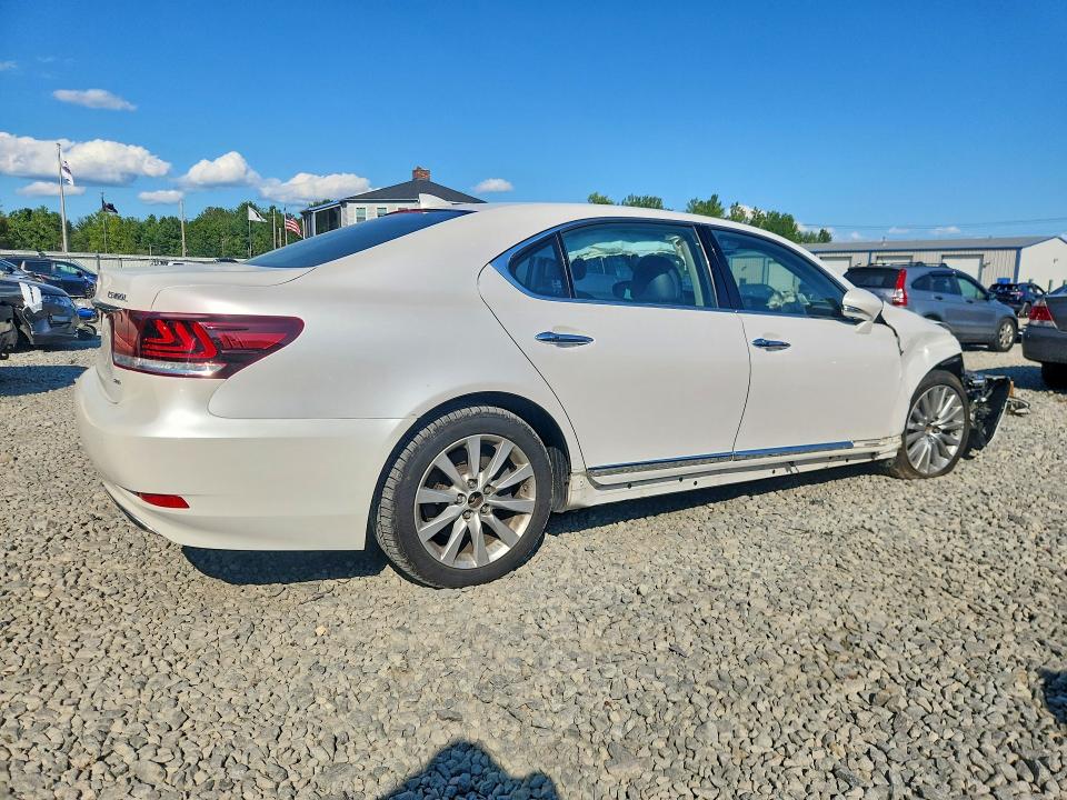 Photo 3 from auction – 2016 LEXUS LS with VIN JTHDL5EF6G5007775