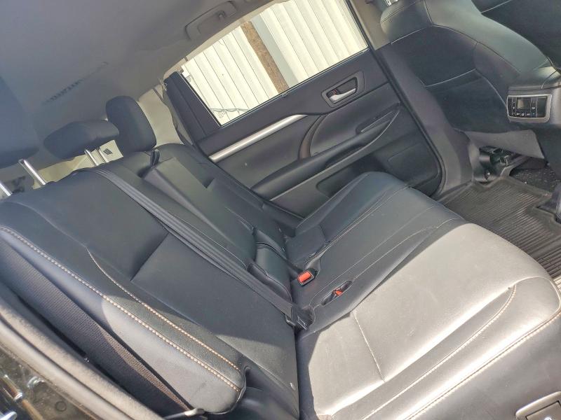 Zdjęcie 11 z aukcji – 2015 TOYOTA HIGHLANDER z VIN 5TDJKRFH1FS124400