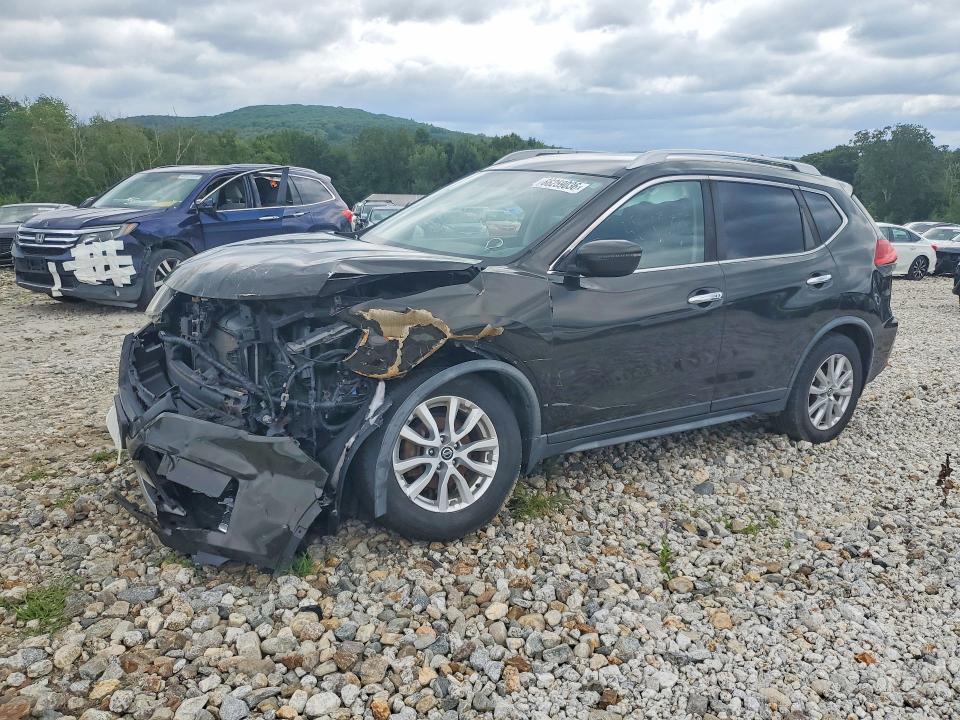 NISSAN ROGUE 2017 with VIN JN8AT2MV8HW026727 - Photo from auction