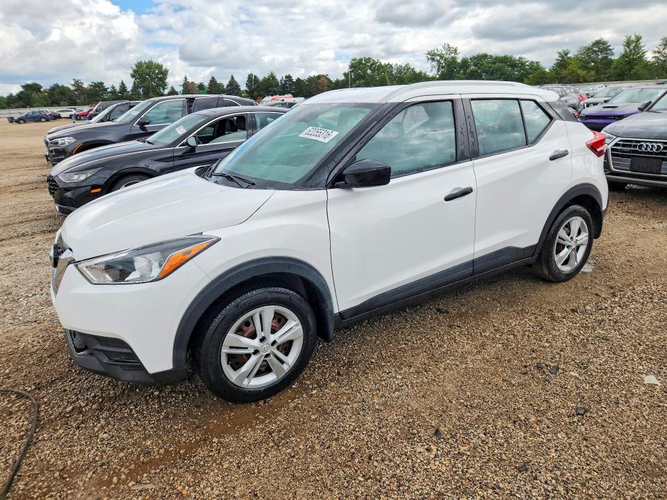 NISSAN KICKS 2019 with VIN 3N1CP5CU7KL520144 - Photo from auction