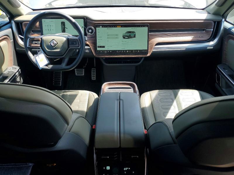 Photo 8 from auction – 2023 RIVIAN R1S with VIN 7PDSGABA8PN029509