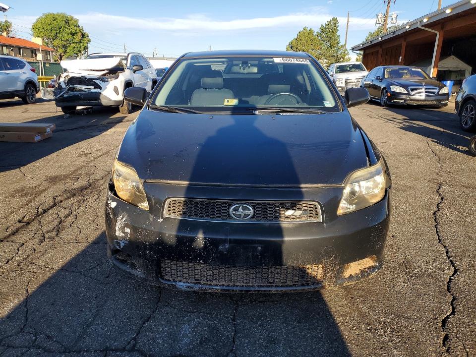 Photo 5 from auction – 2006 SCION TC with VIN JTKDE167060104275