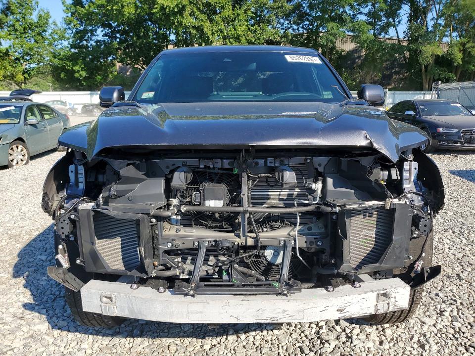 Photo 5 from auction – 2024 TOYOTA TUNDRA with VIN 5TFNC5DB6RX052310