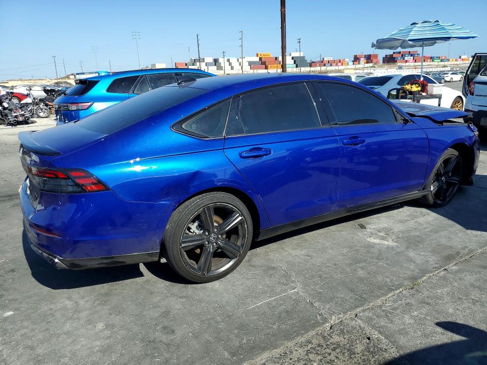 Photo 3 from auction – 2025 HONDA ACCORD with VIN 1HGCY2F72SA008542