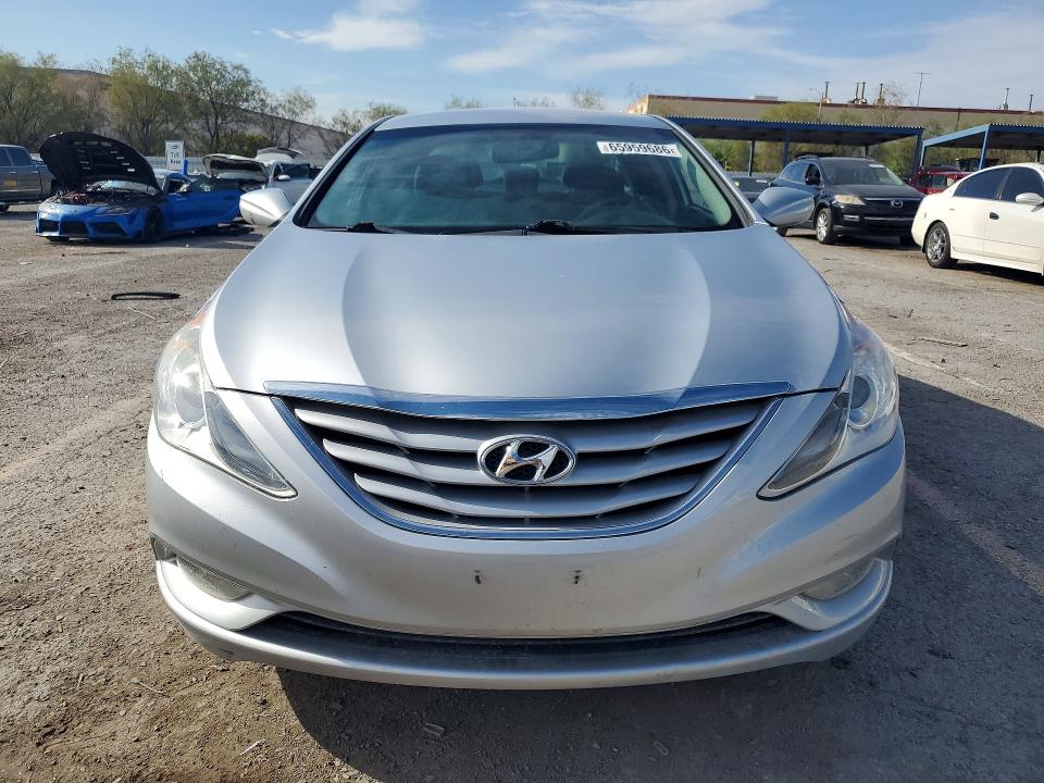 Photo 5 from auction – 2013 HYUNDAI SONATA with VIN 5NPEB4AC3DH747696
