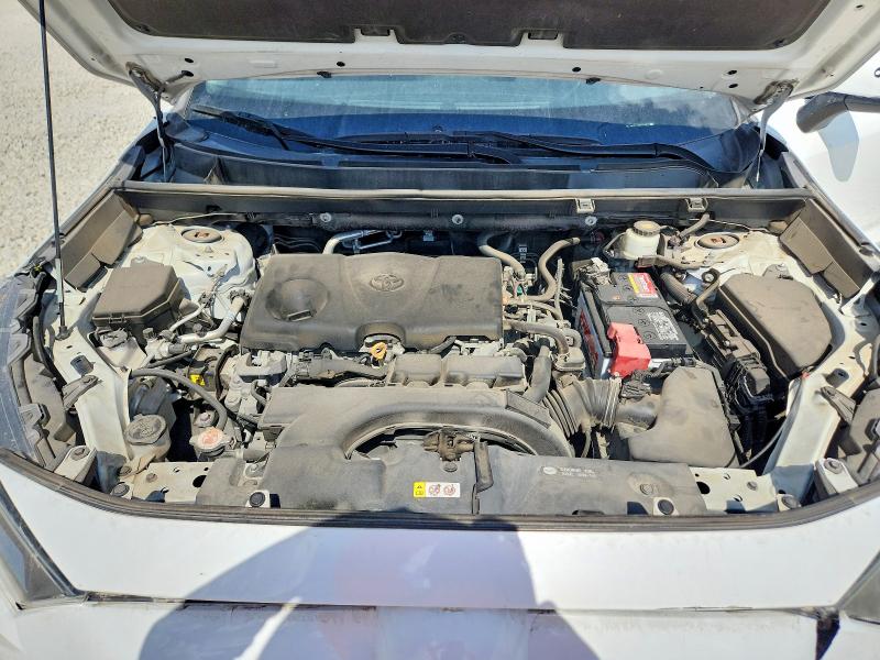 Снимка 11 от търг – 2021 TOYOTA RAV4 с VIN 2T3W1RFV3MC098619