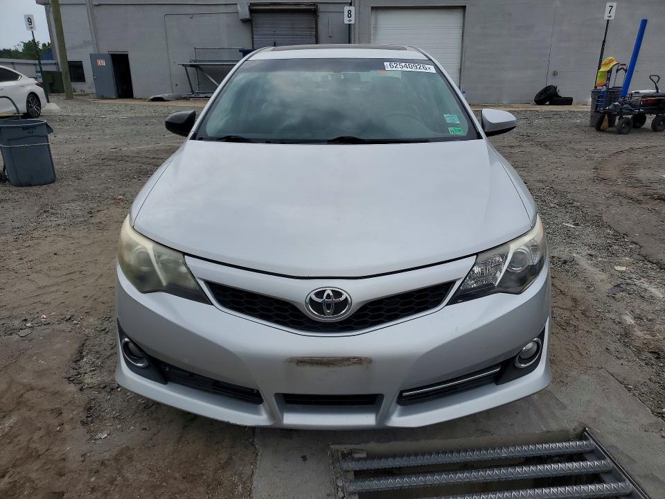 Zdjęcie 5 z aukcji – 2012 TOYOTA CAMRY z VIN 4T1BF1FK1CU503907