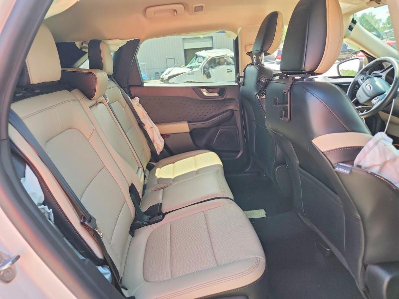 Photo 11 from auction – 2020 FORD ESCAPE with VIN 1FMCU9H96LUA61502