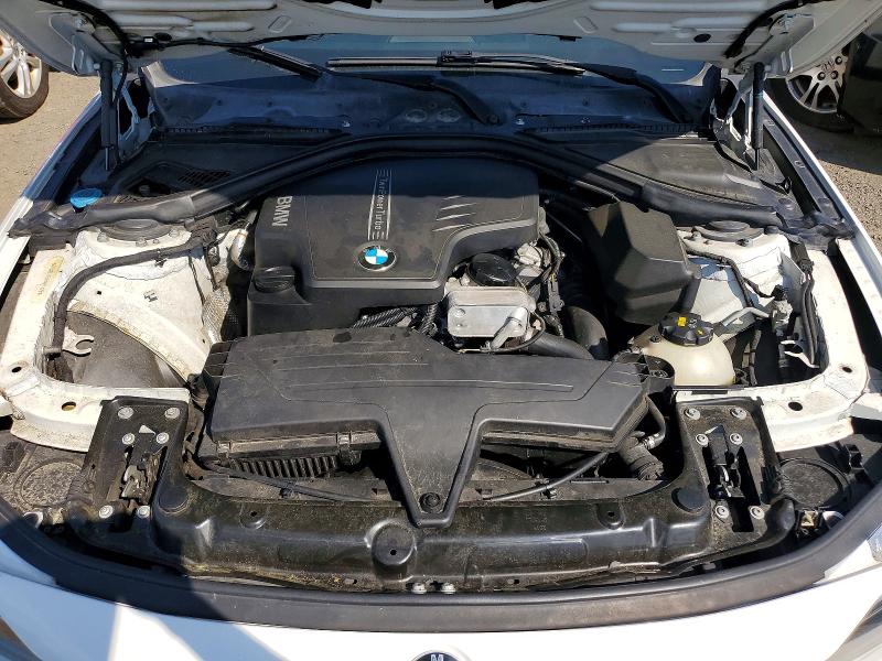 Photo 11 from auction – 2017 BMW 320 with VIN WBA8E1G59HNU14479