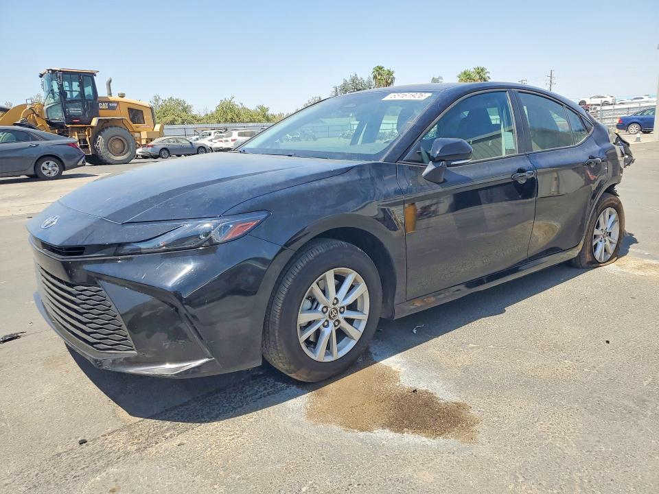 Photo 1 from auction – 2025 TOYOTA CAMRY with VIN 4T1DBADK4SU539676