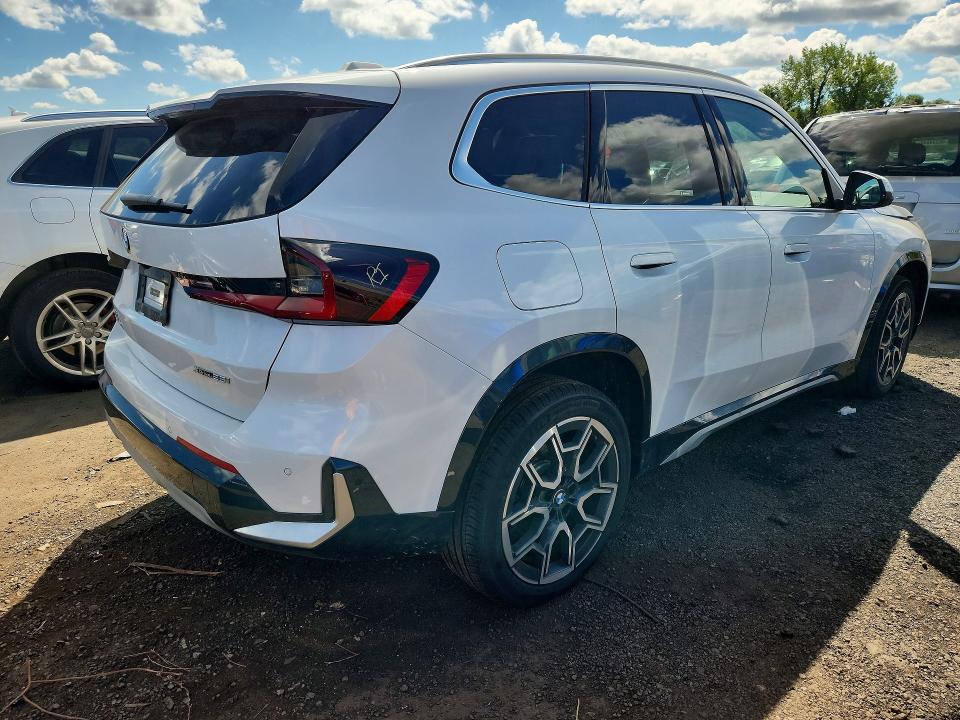 Photo 3 from auction – 2025 BMW X1 with VIN WBX73EF05S5388927