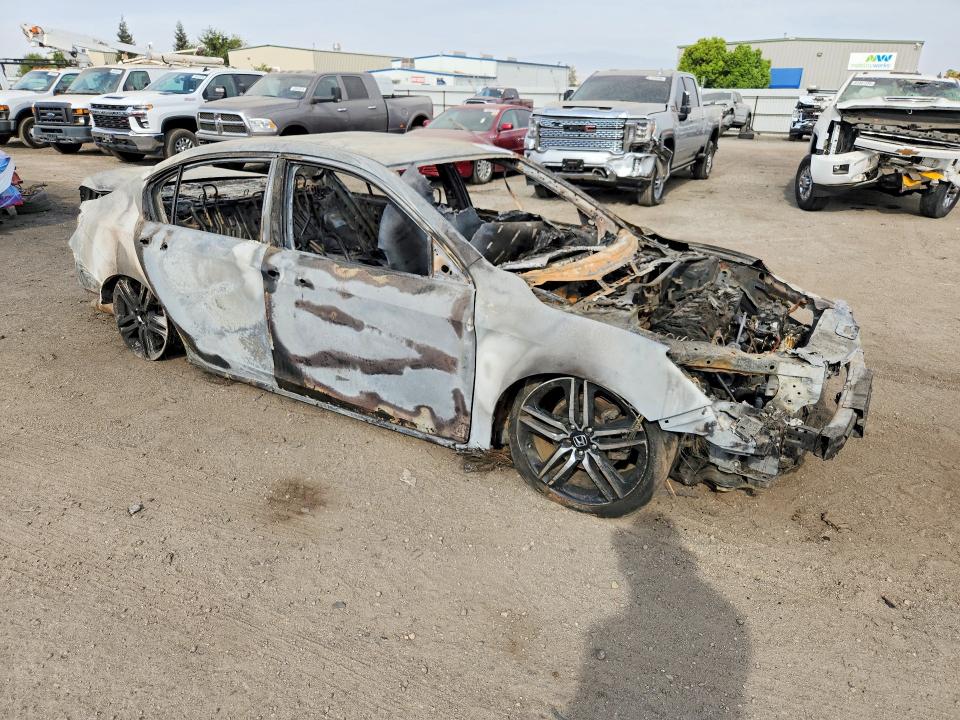Photo 4 from auction – 2017 HONDA ACCORD with VIN 1HGCR2F59HA163660