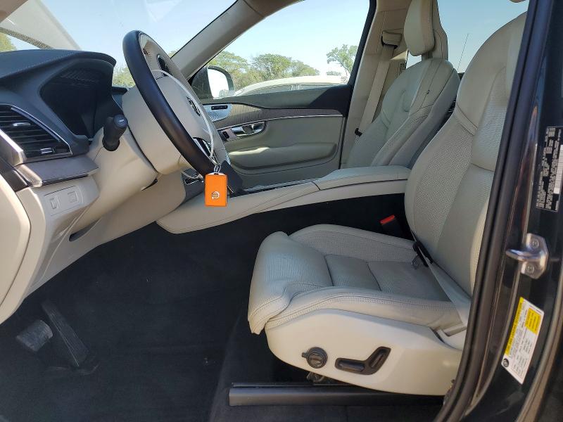 Фото 7 с аукциона – 2022 VOLVO XC90 с VIN YV4A22PL2N1784464