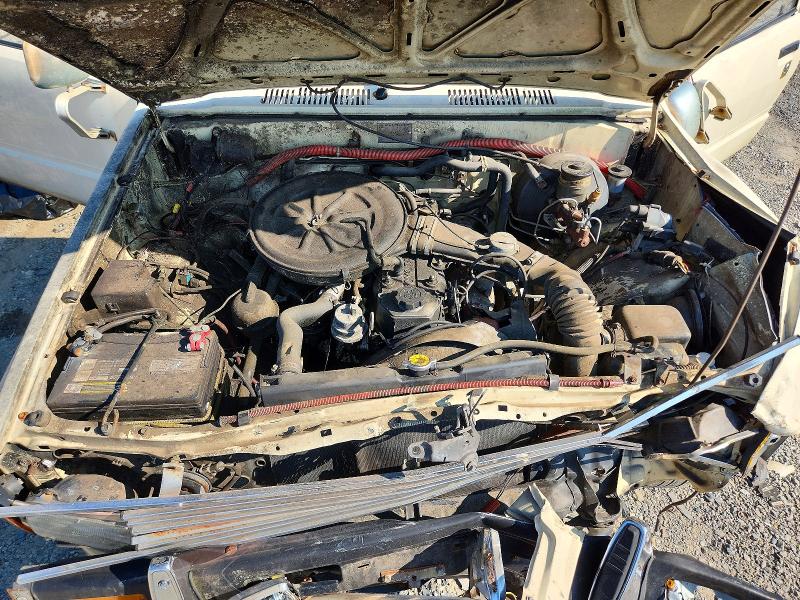 Photo 11 from auction – 1986 TOYOTA PICKUP with VIN JT4RN50R9G0128056