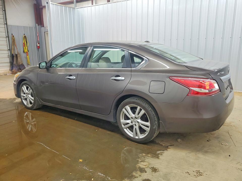 Photo 2 from auction – 2013 NISSAN ALTIMA with VIN 1N4BL3AP6DN578325