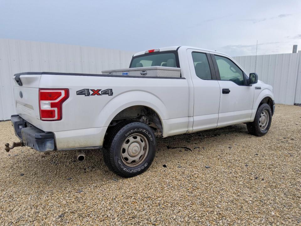 Photo 3 from auction – 2020 FORD F150 with VIN 1FTFX1E51LFB35456