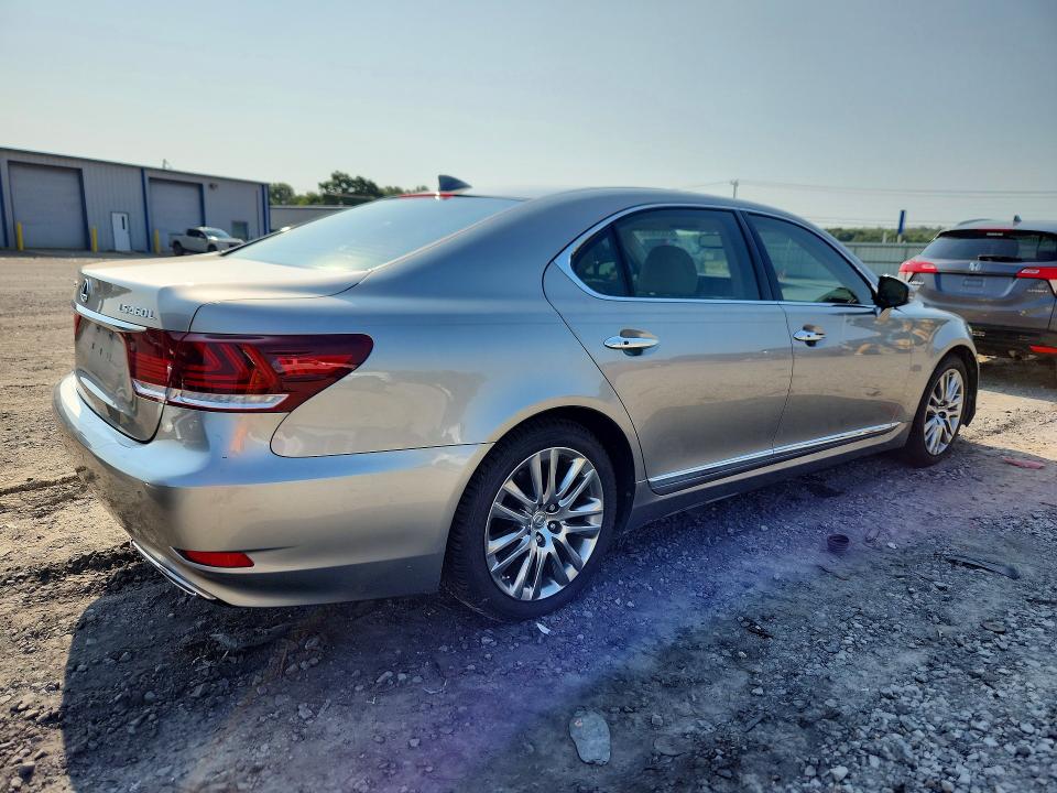 Photo 3 from auction – 2016 LEXUS LS with VIN JTHGL5EF6G5056486