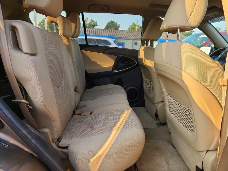 Photo 11 from auction – 2012 TOYOTA RAV4 with VIN 2T3BF4DV0CW179306