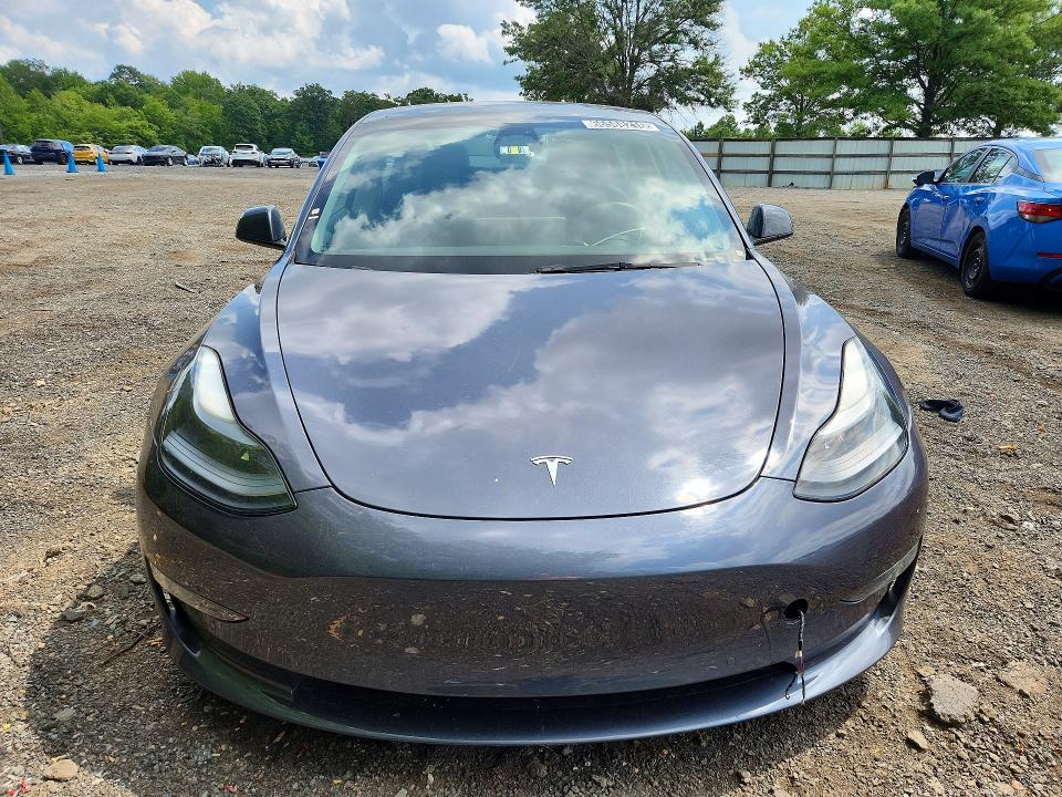 Foto 5 de la subasta – 2022 TESLA MODEL 3 con VIN 5YJ3E1EA0NF285684
