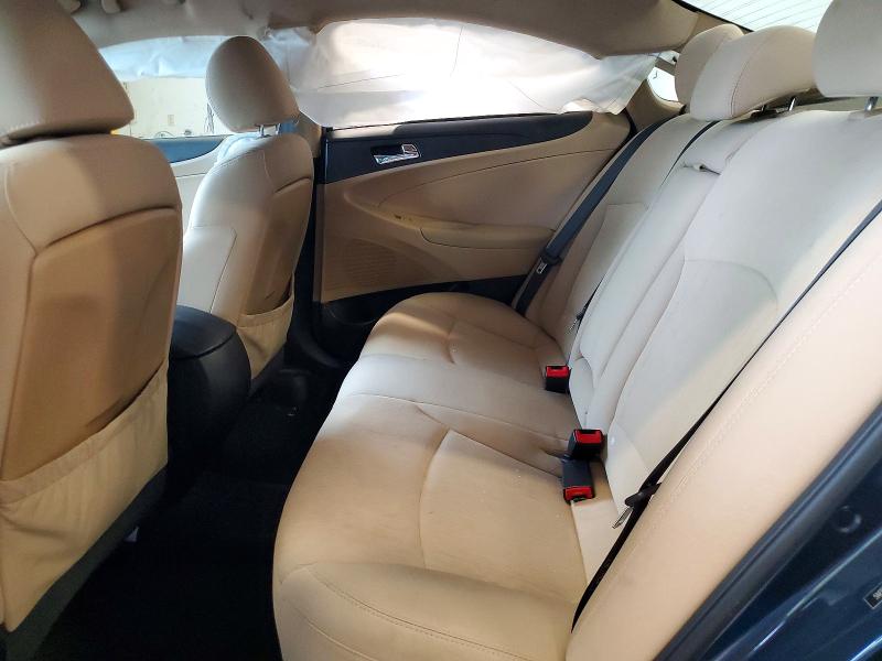 Photo 10 from auction – 2011 HYUNDAI SONATA with VIN 5NPEB4AC3BH180998