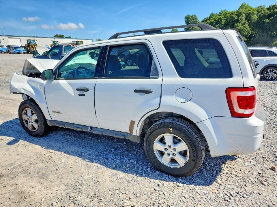 Photo 2 from auction – 2008 FORD ESCAPE with VIN 1FMCU03148KB08610