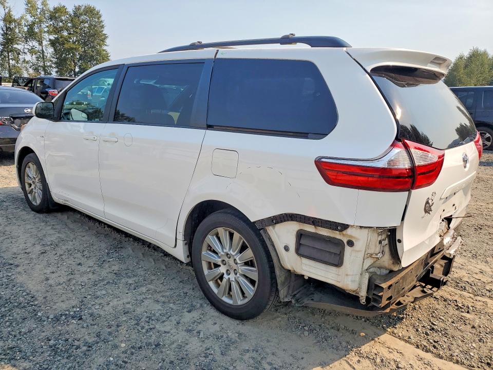 Photo 2 from auction – 2017 TOYOTA SIENNA with VIN 5TDJZ3DC5HS176891