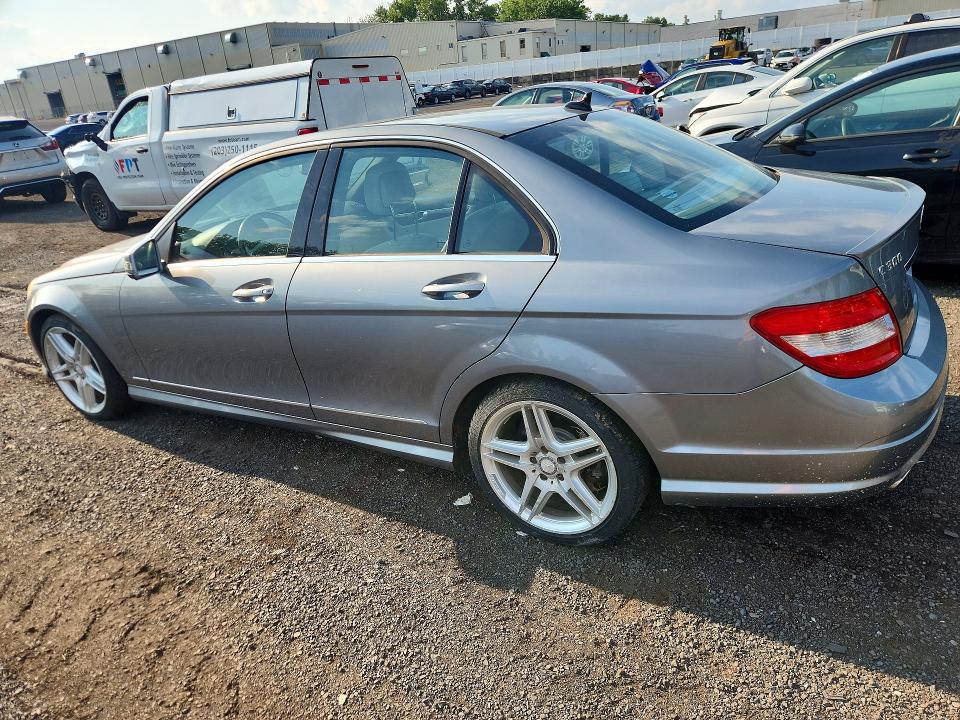 Photo 2 from auction – 2010 MERCEDES-BENZ C with VIN WDDGF8BB2AR128057