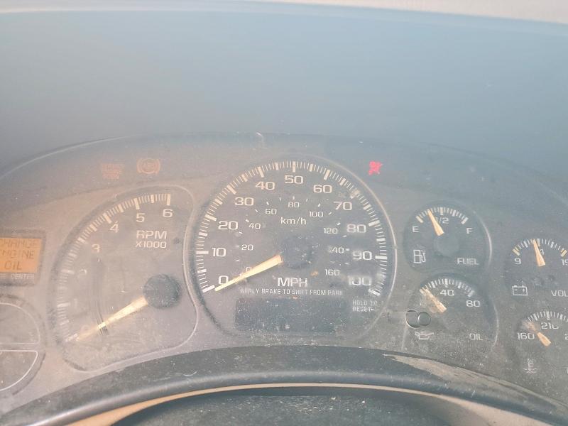 Photo 9 from auction – 2001 CHEVROLET SILVERADO with VIN 2GCEC19V311185815