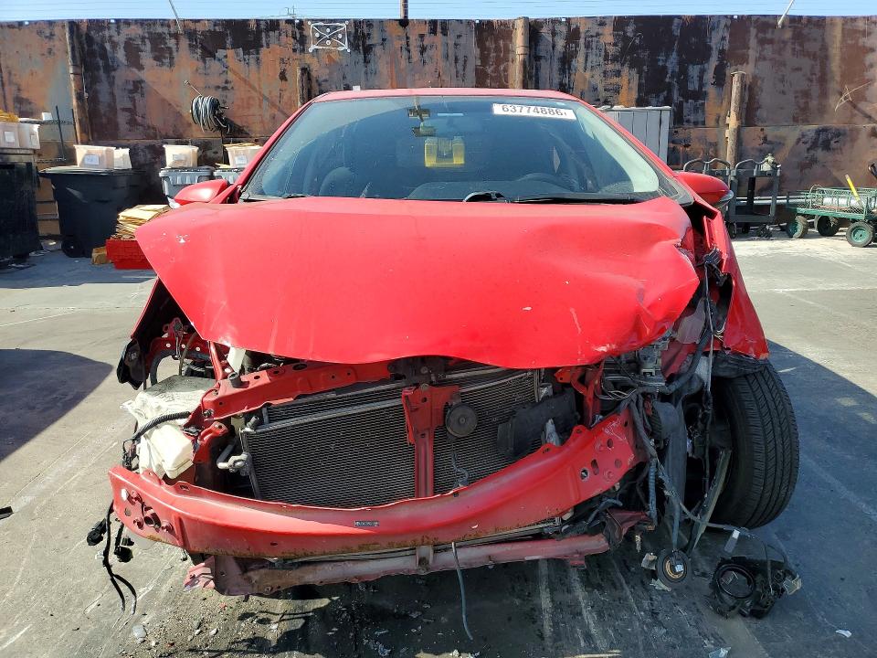 Photo 5 from auction – 2012 TOYOTA PRIUS C with VIN JTDKDTB39C1019618