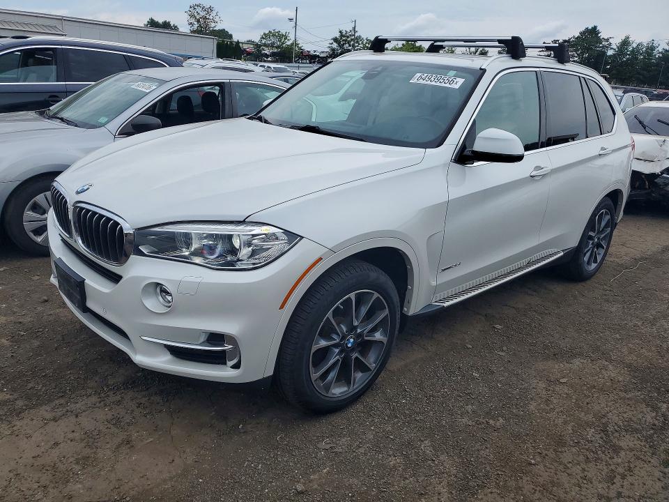 BMW X5 2017 con VIN 5UXKR0C35H0X82598 - Foto de la subasta