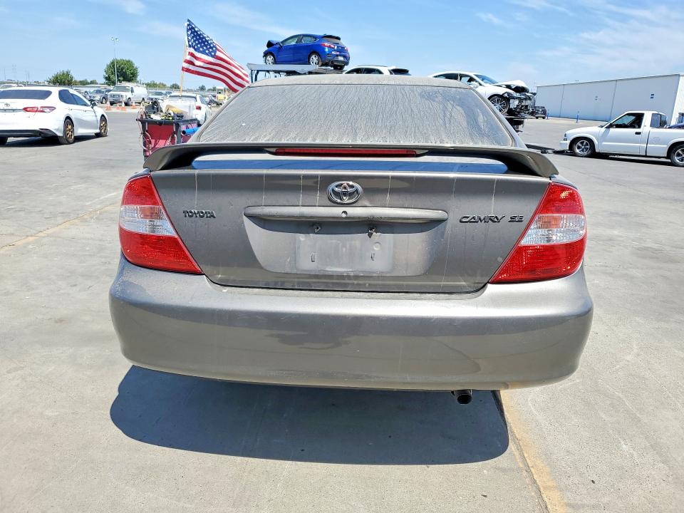 Photo 6 from auction – 2003 TOYOTA CAMRY with VIN 4T1BE32K23U714246