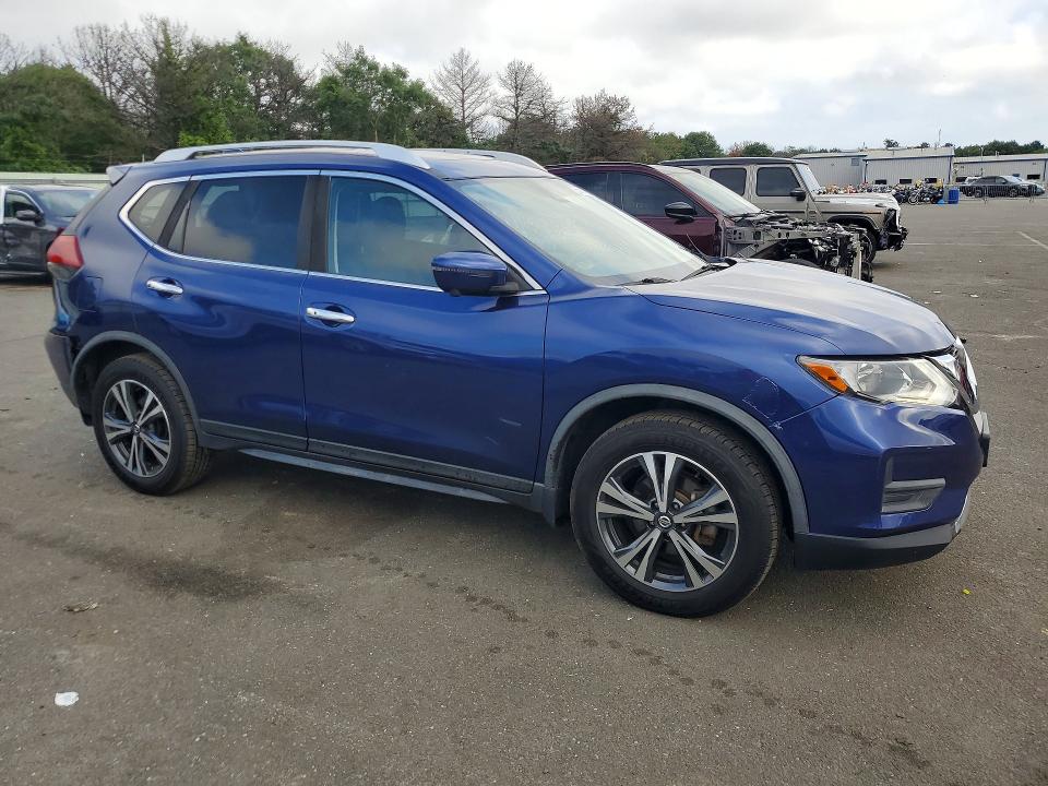 Photo 4 from auction – 2019 NISSAN ROGUE with VIN JN8AT2MV7KW388166