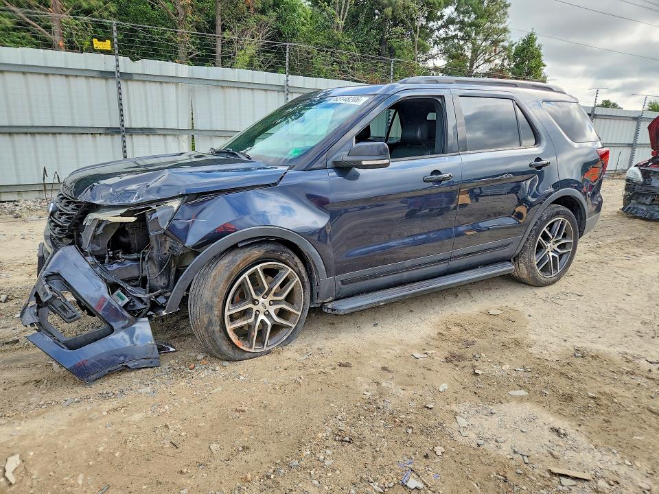 FORD EXPLORER 2017 with VIN 1FM5K8GT4HGA08471 - Photo from auction