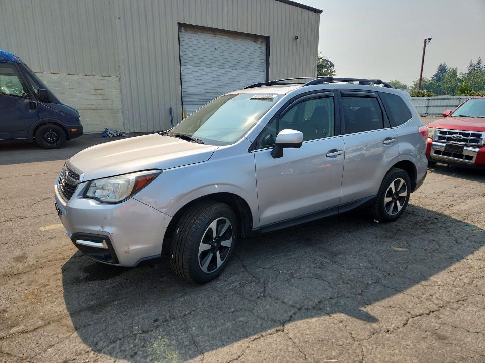 SUBARU FORESTER 2017 with VIN JF2SJAJC2HH416666 - Photo from auction