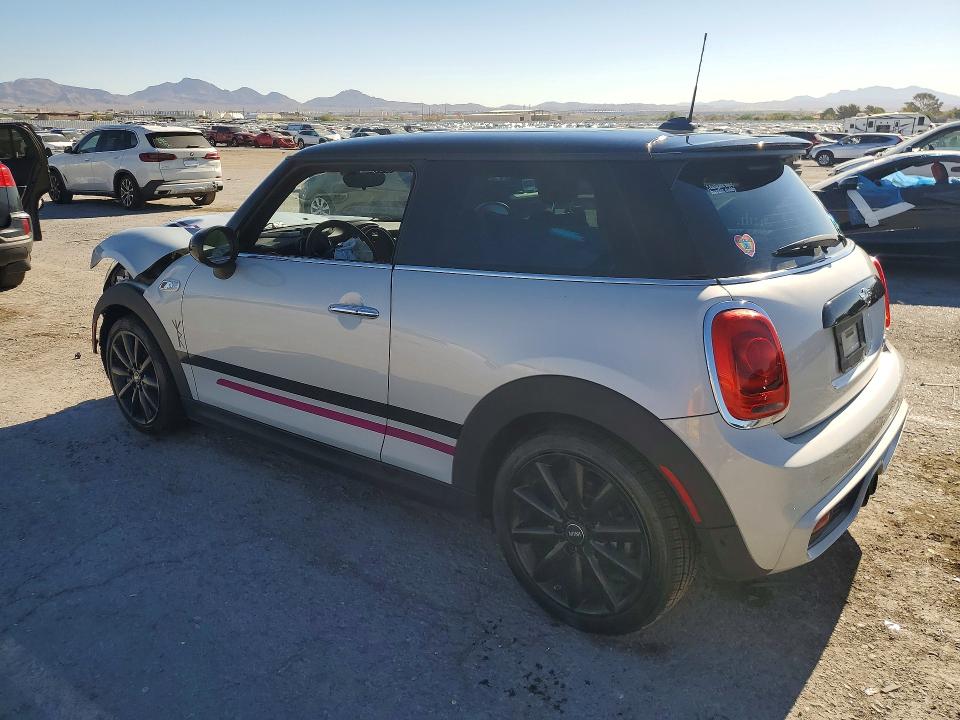 Photo 2 from auction – 2016 MINI COOPER with VIN WMWXP7C50G2A42564