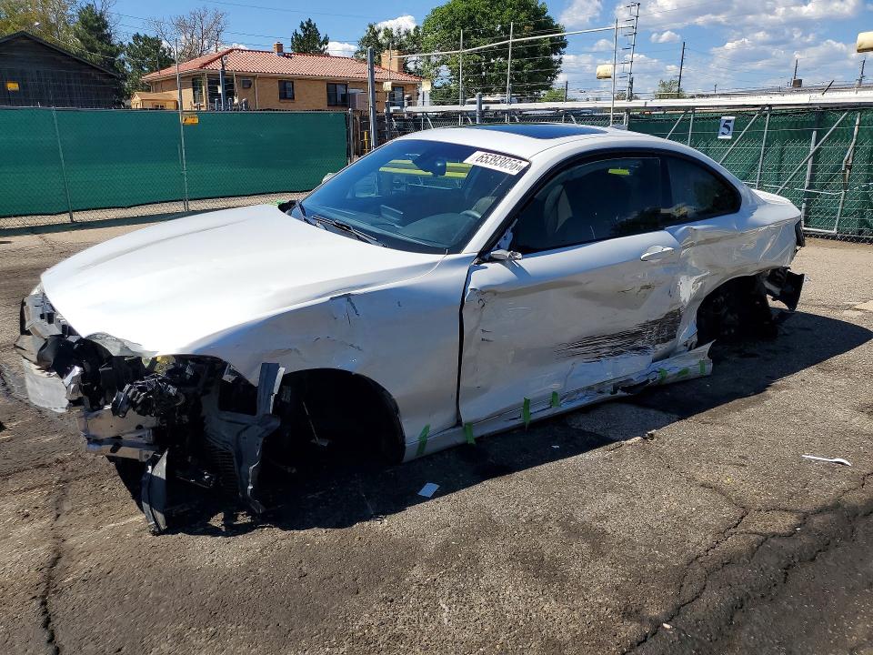 BMW M235I 2016 with VIN WBA1J9C58GV696176 - Photo from auction