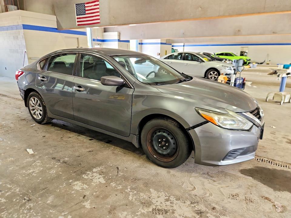 Photo 4 from auction – 2017 NISSAN ALTIMA with VIN 1N4AL3AP7HC491501