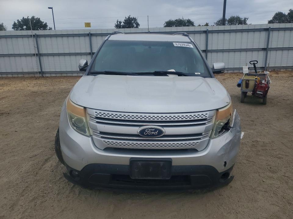 Снимка 5 от търг – 2011 FORD EXPLORER с VIN 1FMHK8F81BGA15931