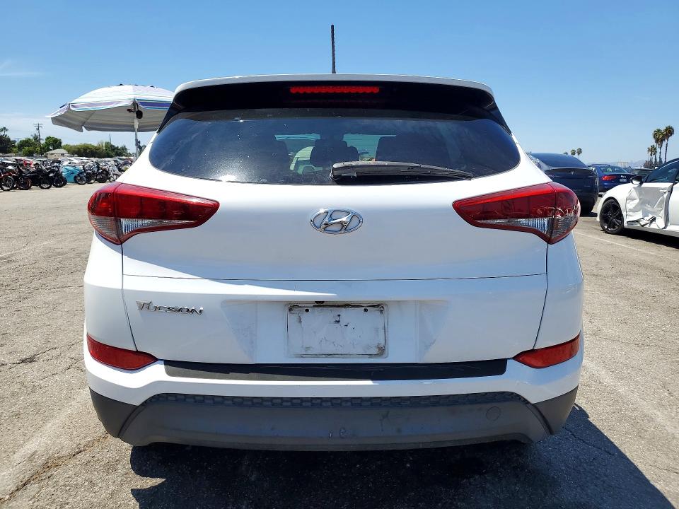 Photo 6 from auction – 2016 HYUNDAI TUCSON with VIN KM8J33A48GU180213