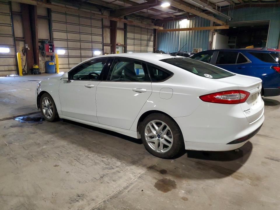 Photo 2 from auction – 2016 FORD FUSION with VIN 3FA6P0H77GR155474