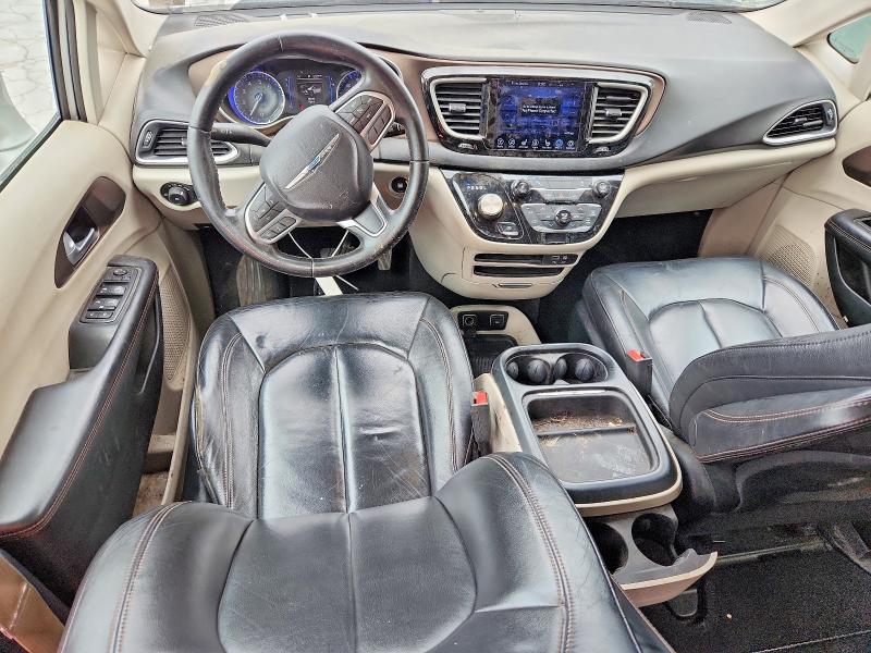 Снимка 8 от търг – 2017 CHRYSLER PACIFICA с VIN 2C4RC1BG0HR598994