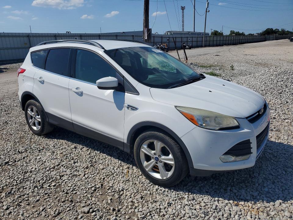 Photo 4 from auction – 2014 FORD ESCAPE with VIN 1FMCU9G93EUB86042