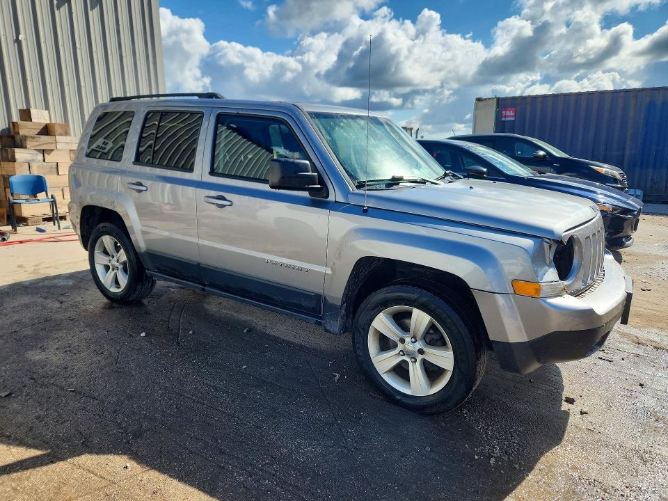 Photo 4 from auction – 2016 JEEP PATRIOT with VIN 1C4NJRBB2GD786280