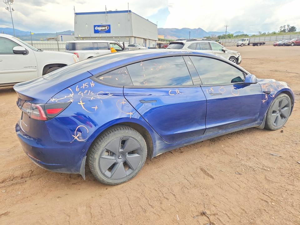 صورة رقم 3 من المزاد - 2021 TESLA MODEL 3 مع VIN 5YJ3E1EB1MF918037