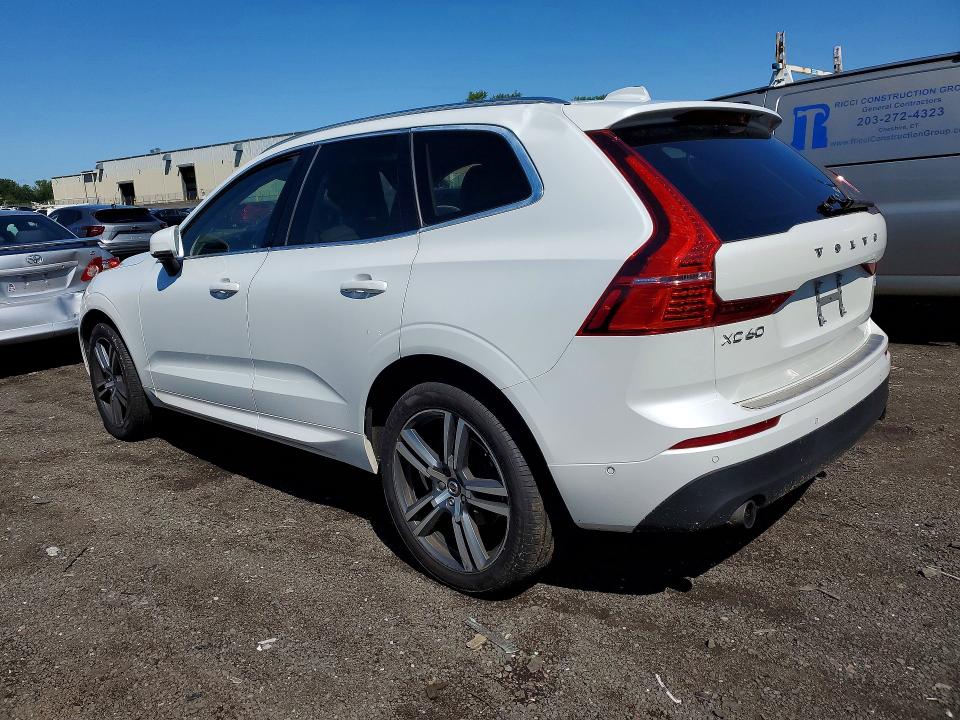 Photo 2 from auction – 2018 VOLVO XC60 with VIN YV4102RK2J1019565