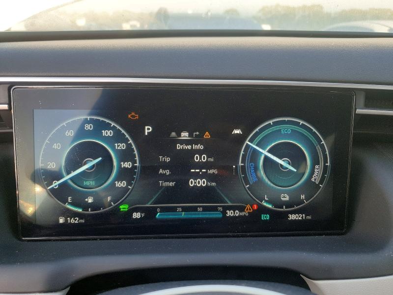 Photo 9 from auction – 2023 HYUNDAI TUCSON with VIN KM8JECA18PU102756