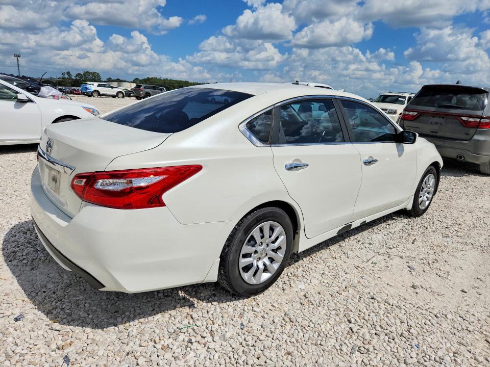 صورة رقم 3 من المزاد - 2016 NISSAN ALTIMA مع VIN 1N4AL3AP4GN341302